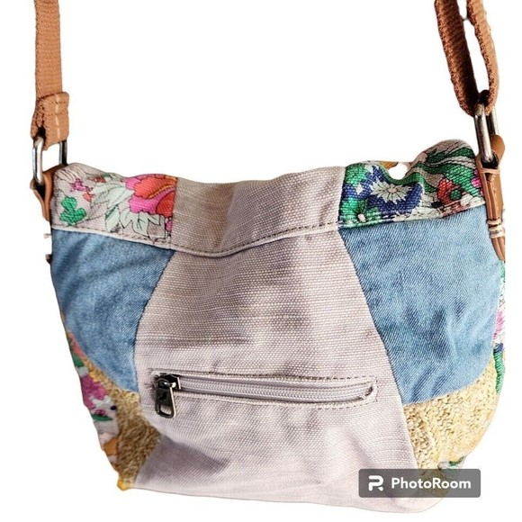 Sakroots Fold over Purse Crossbody - Picture 4 of 9